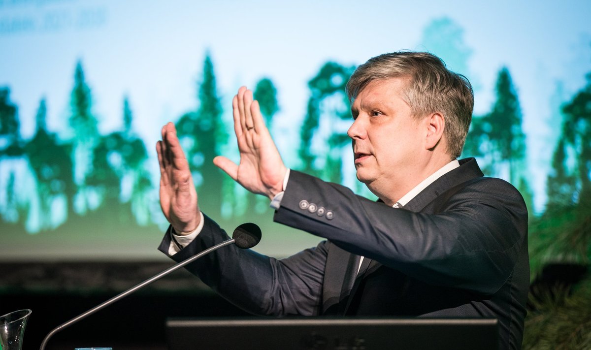 Keskkonnaminister Siim Kiisler metsanduse arengukava 2021-2030 koostamise avaüritusel.
