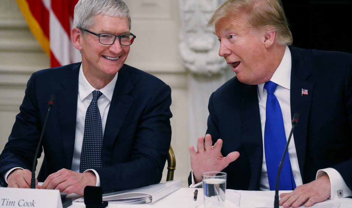 Tim Cook ja Donad Trump