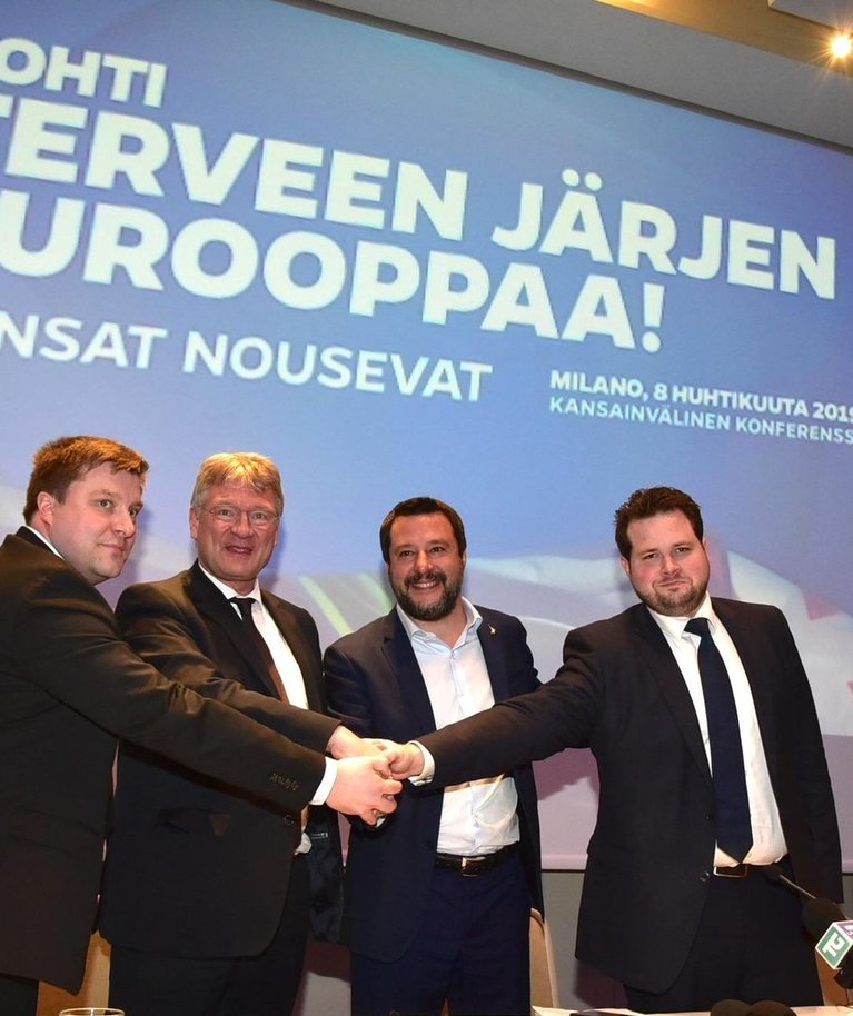"TERVE MÕISTUSE EUROOPA": (vasakult) Põlissoomlaste esindaja Olli Kotro, Alternatiiv Saksamaale kaasesimees Jörg Meuthen, Matteo Salvini ja Taani Rahvapartei esindaja Anders Vistisen