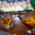 Uuring: vaid 23 protsenti noortest peab alkoholi ostes dokumenti näitama