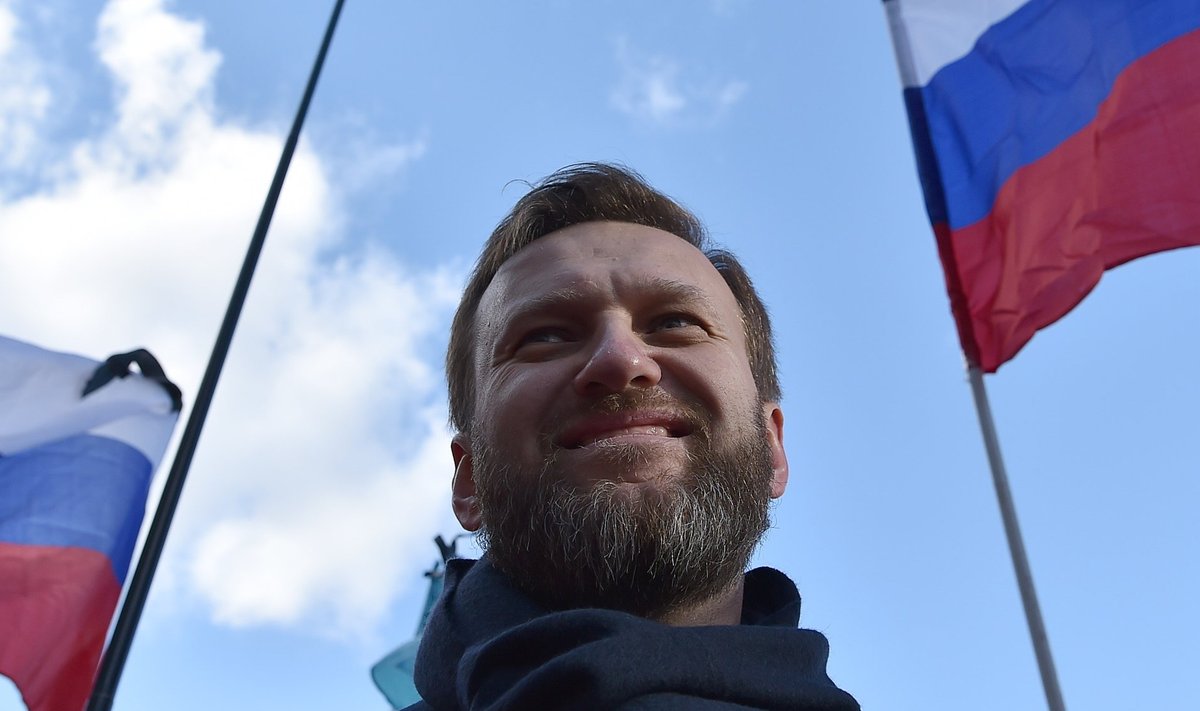 Tänaseks kutsus Aleksei Navalnõi venelasi meeleavaldustele. Pole veel teada, kas tal õnnestub anda Venemaa sümbolitele tagasi nende kunagine demokraatlik sisu.