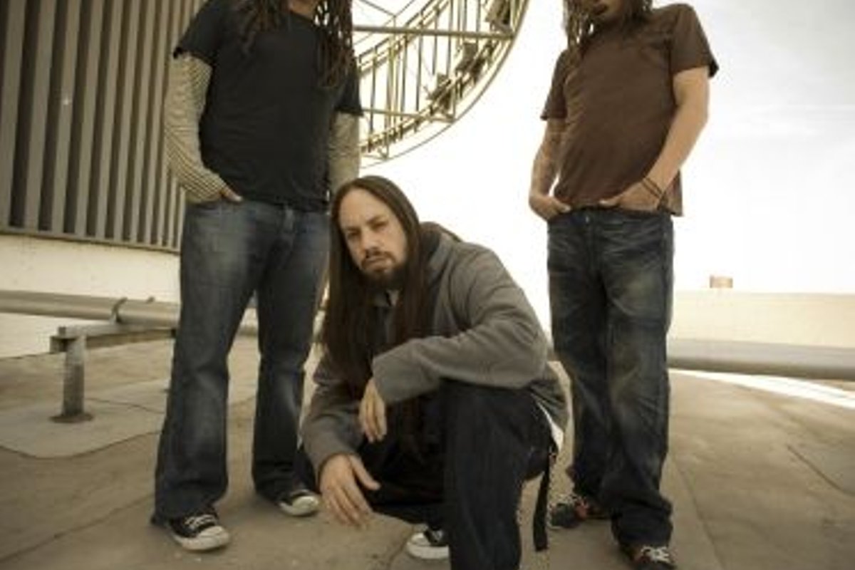 Korn single. Korn 1994. Korn III. Korn III картинки. The Paradigm Shift Korn 2013.