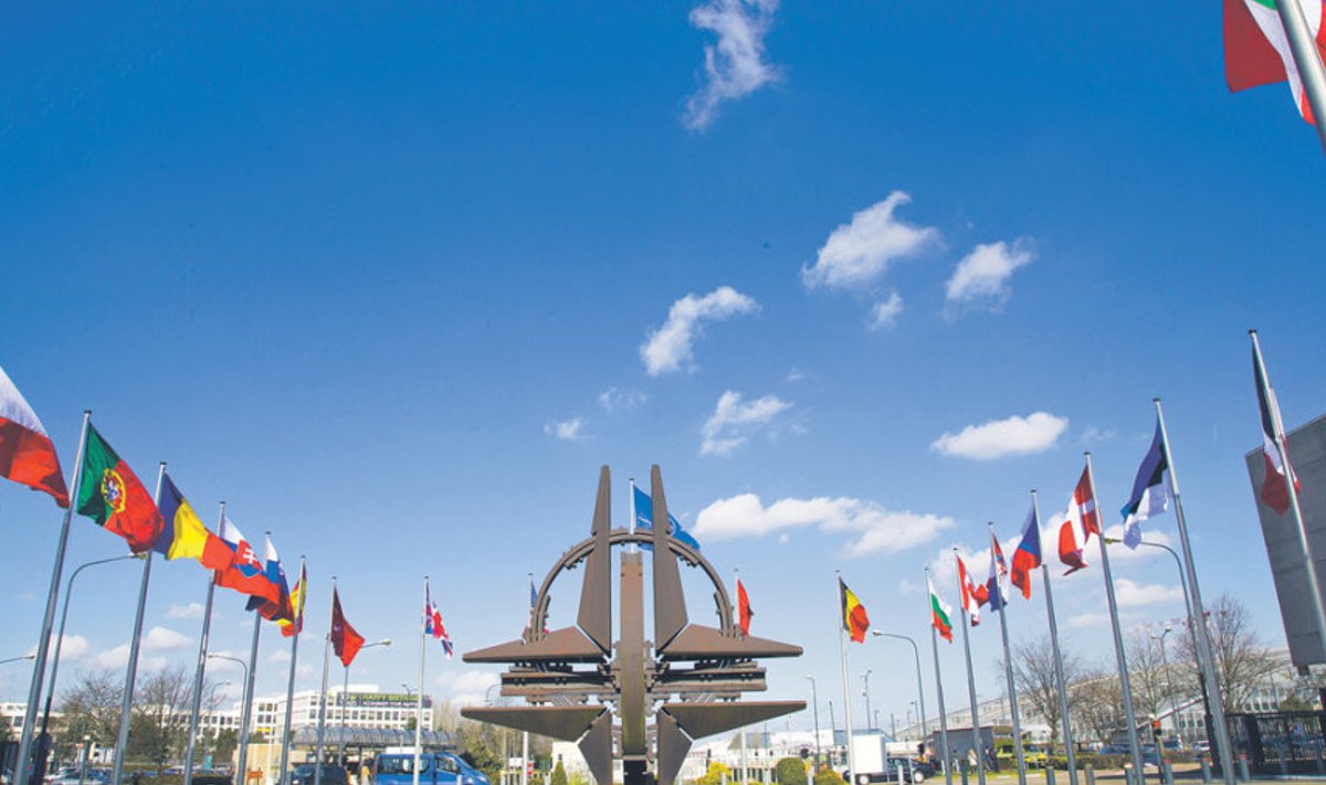 NATO Brüsseli peakorteri ees lehvib Eesti lipp juba kümnendat aastat.