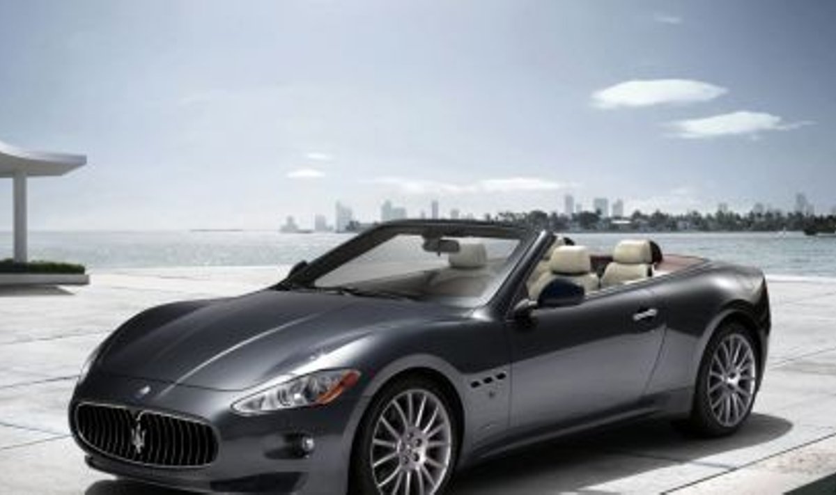 Maserati esimene neljakohaline avaauto meelitab pardale küll