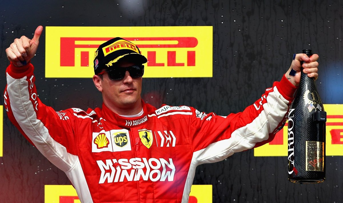 Kimi Räikkönen on mitmepalgeline mees, kui temalt eemaldada kate.