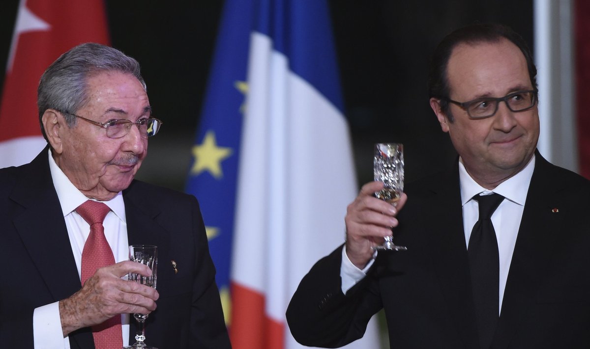 Raul Castro ja Francois Hollande