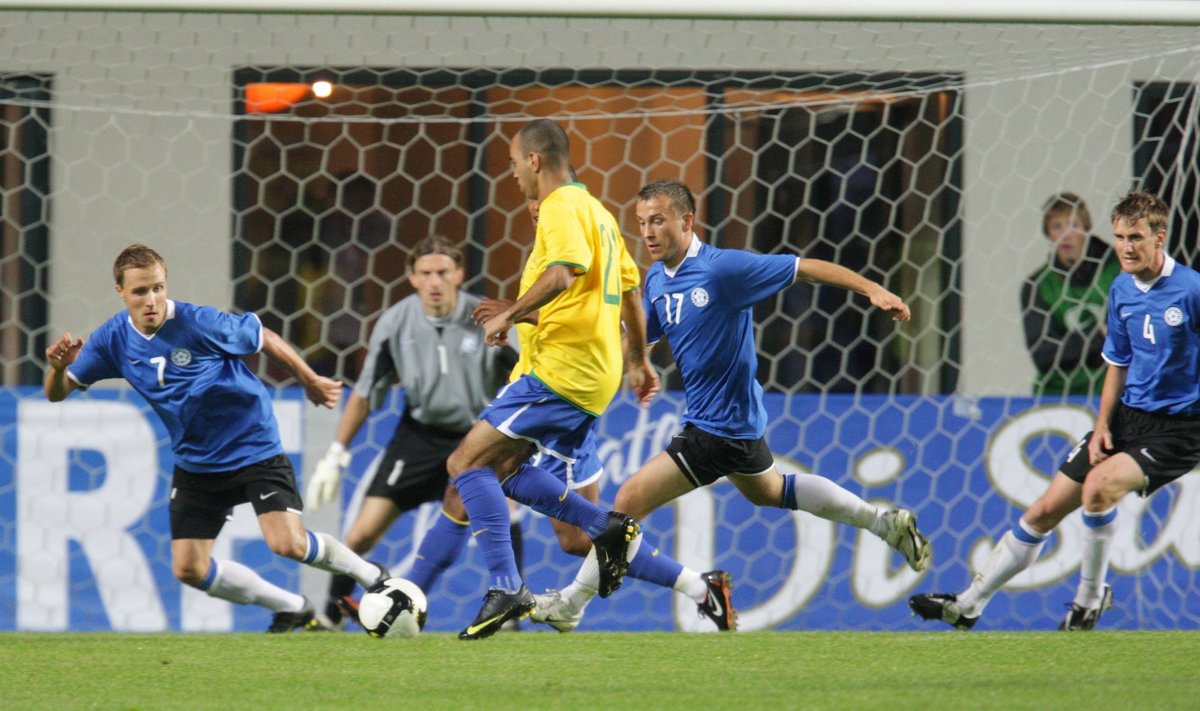 Kogu pildilolev kolmik - Sander Puri, Enar Jääger, Raio Piiroja - ei saa Aserbaidžaani vastu mängida.