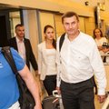 DELFI VIDEO ja FOTOD: Peaminister Ansip ja Eesti olümpiasportlased jõudsid koju