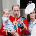VÕRDLE: Ajalugu kordub! Väike prints George rabab ebareaalse sarnasusega, olles oma isa täpne koopia