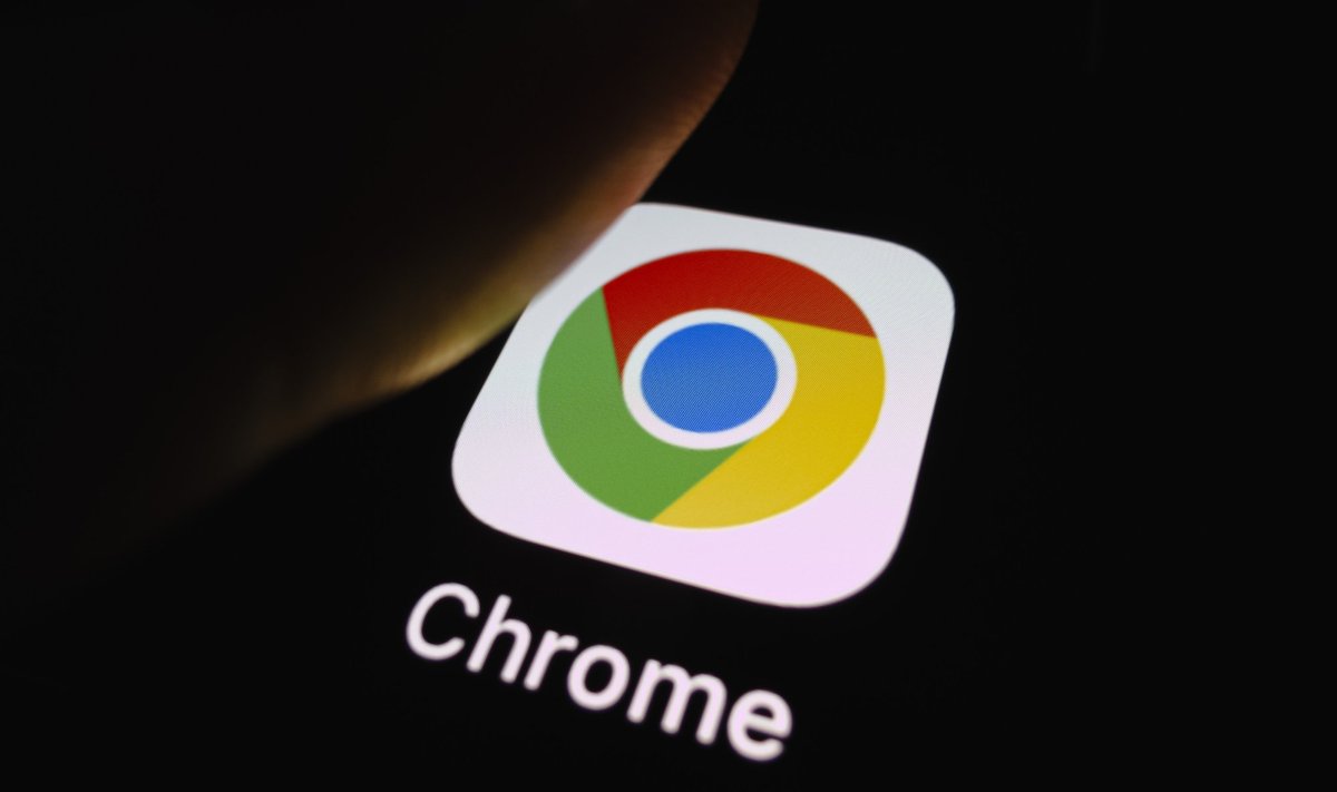 Google Chrome veebibrauserit hakati arendama 2006. aastal, avalikuks sai Chrome kaks aastat hiljem. Peagi sai Chrome’ist aga maailma kõige populaarsem veebibrauser, lükates troonilt Internet Exploreri.