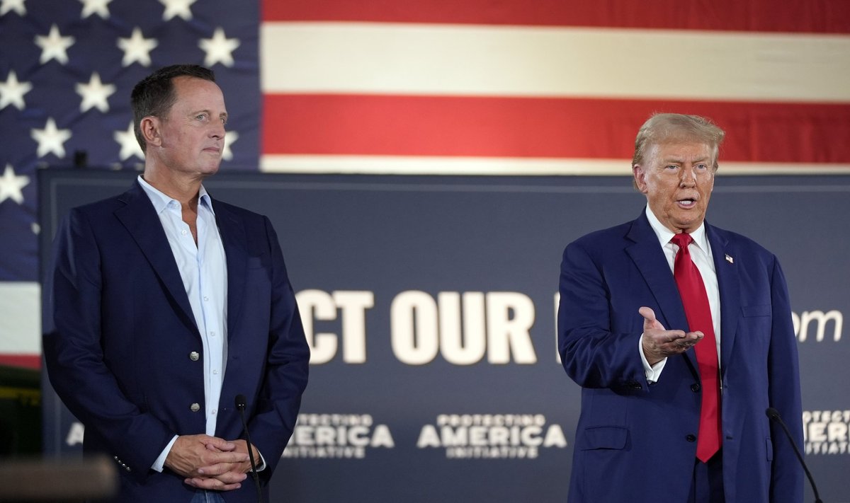 Endine luurejuht ja suursaadik Richard Grenell (vasakul) on praegugi Donald Trumpi tähtsamaid nõunikke julgeoleku ja diplomaatia alal.