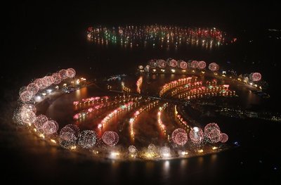 Maailma arvatavasti suurim ilutulestik Dubais.
