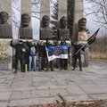 FOTO | Sinimustvalged lehvimas: Eestist pärit neonatsid osalesid Bulgaarias paraadil, kus ülistati riigi kunagist esinatsi