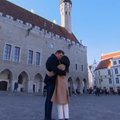 ВИДЕО | Поцелуй на Ратушной площади и прогулка по улице Виру: в Таллинне прошли съемки всемирно известного шоу