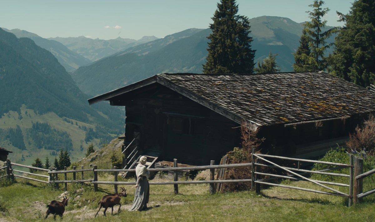 „Hagazussa” tegevus toimub 15. sajandi Austria mägikülas. Täiuslik aeg ja koht ühele korralikule folkõudukale.