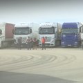 ВИДЕО | Грузовики больше недели стоят в очереди, чтобы пройти границу с Россией