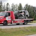 FOTOD | Tartu lähistel hukkus reisibussi ja sõiduauto kokkupõrkes 77-aastane mees