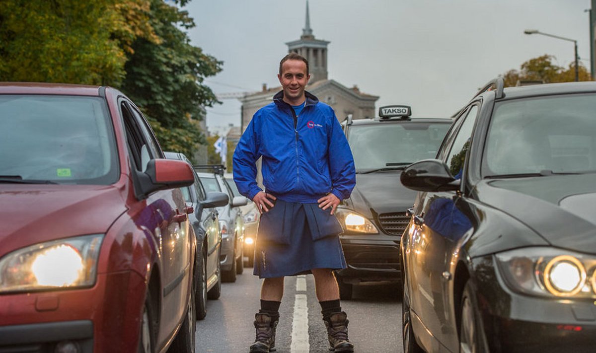 Matthew McVarish kõnnib jalgsi läbi 32 Euroopa pealinna, et levitada laste väärkohtlemise teemalist sõnumit. 	