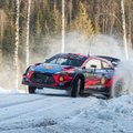 VIDEO | Craig Breen ei suutnud Soomes kohalikke rallimehi võita, legendaarne Vatanen lustis lumel