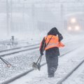 FOTOD: Eesti raudtee pöörangud on külmunud, rongid hilinevad mitmel pool üle Eesti
