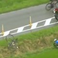 VIDEO | Belgia ühepäevasõidul kihutas jalgrattur otsa rajajulgestajale