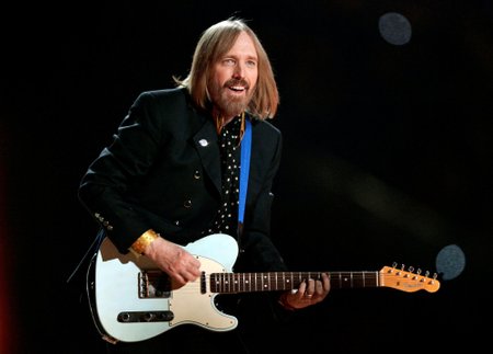 FILE PHOTO: Singer Tom Petty and the Heartbreakers perform during the half time show at Super Bowl XLII in Glendale