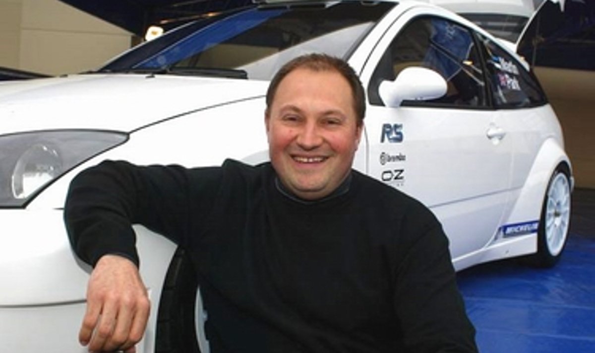 Fordi meeskonna tehnikadirektor Christian Loriaux ja tema uus kätetöö Ford Focus RS WRC