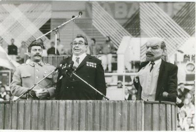 Vabaduse laul, "Lenin, Stalin ja Brežnev", september 1991, Foto: Artur Rätsep, ETA, EE Arhiiv