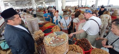 Usbeki hõrgutised, köök, restorani- ja turukultuur Maalehe esimeselt Usbeki reisilt
