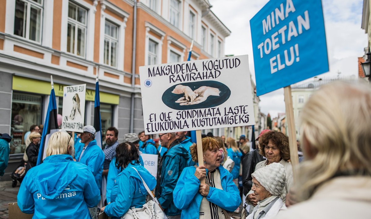 ABORDIVASTASED: Möödunud nädalavahetusel Tallinna vanalinnas toimunud aktsioon "Elu Marss".