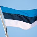 Важный вопрос перед 24 февраля. Нужно ли стирать эстонский флаг? И как его выбросить, если он состарился 