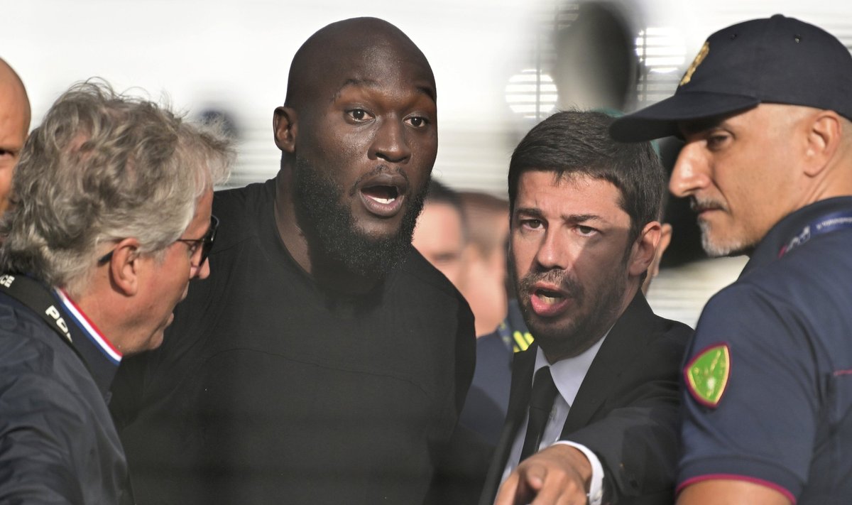 Roma Lukaku on Roomas kohal.