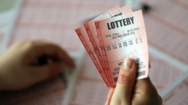 Американец подал в суд на лотерею, заявившую, что его выигрыш в $340 млн — ошибка