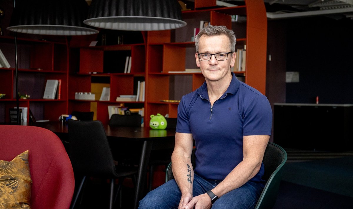 Chris Robbins suhtub Eesti järelevalveorganisse väga kriitiliselt.