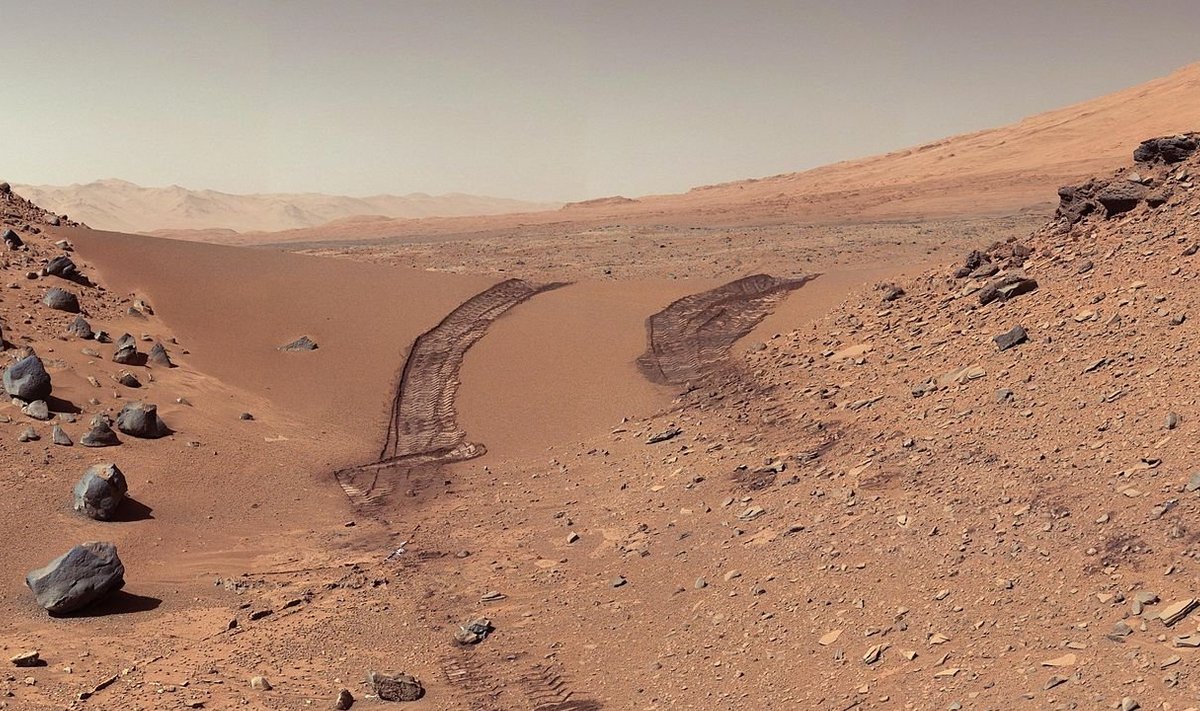 Curiosity jäädvustus Marsi pinnalt 2014. aastast (Foto: Wikimedia Commons / NASA, JPL-Caltech, MSSS)