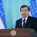 Usbekistani presidendi arvates toob õnne õuele sunniviisiline kanakasvatus