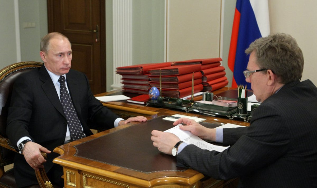 Venemaa eksrahandusminister Aleksei Kudrin hoiatab, et Venemaa võib peagi seista silmitsi vajadusega makse tõsta.