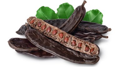 Jaanikaunapuu annab kakao magusa aseaine ja tema seemnetest kujunes vääriskivide kaaluühik karaat