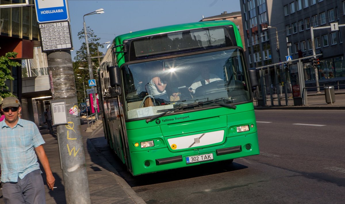 Seoses trammiteede remondiga avati eile asendusbussiliin nr. 2. 