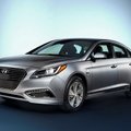Valitud turgudele: Hyundai näitas Detroidis pistikhübriidi Sonata