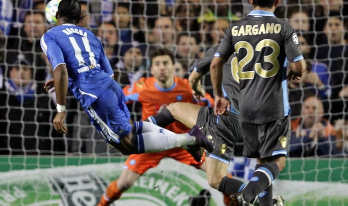 Didier Drogba lööb värava