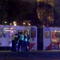 VIDEO | Suur põgenemine: politsei peatumismärki eiranud juhtimisõiguseta mees püüdis põgeneda autost trammi põhjustades enne avarii