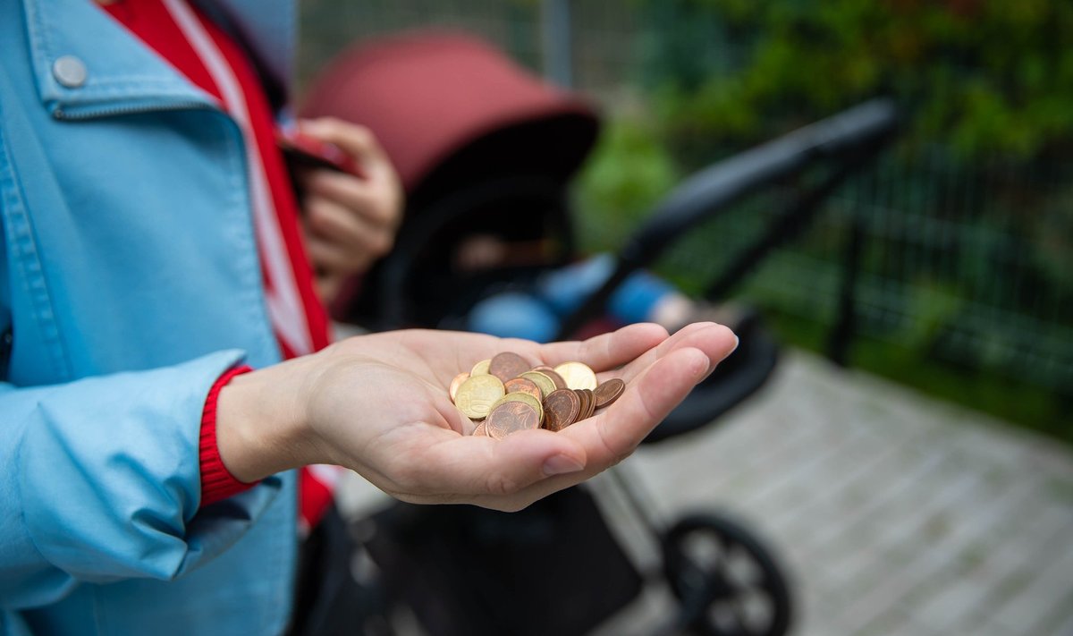 Nii mõnedki elatisvõlgnikud lähevad parema meelega pankrotti või trellide taha, kui maksavad neilt välja nõutud elatist.