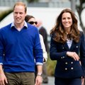 Prints William ja Kate Middleton tegid kingituseks saadud kooki nähes üllatava tähelepaneku