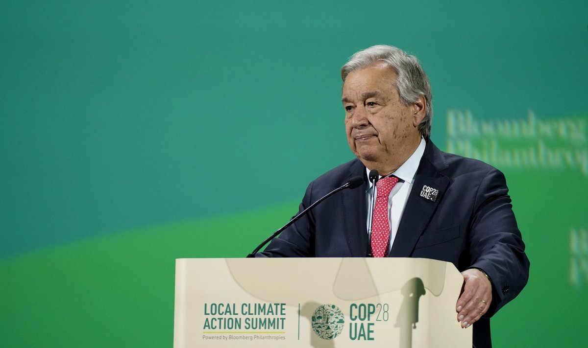 ÜRO peasekretär António Guterres kõnelemas COP28 istungil