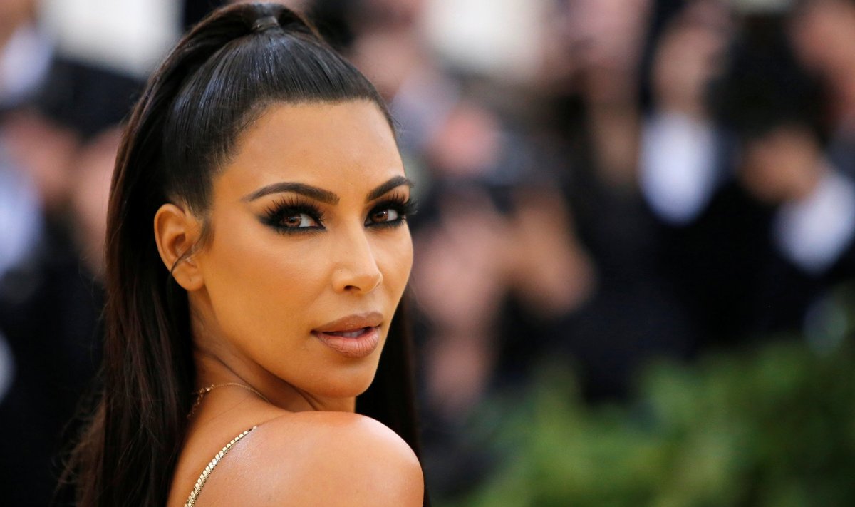 Seltskonnatäht Kim Kardashian on seekord sattunud kummalisse skandaali.