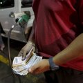 Krahhi lävel Venezuela tõstis bensiini hinda ja devalveeris valuutat