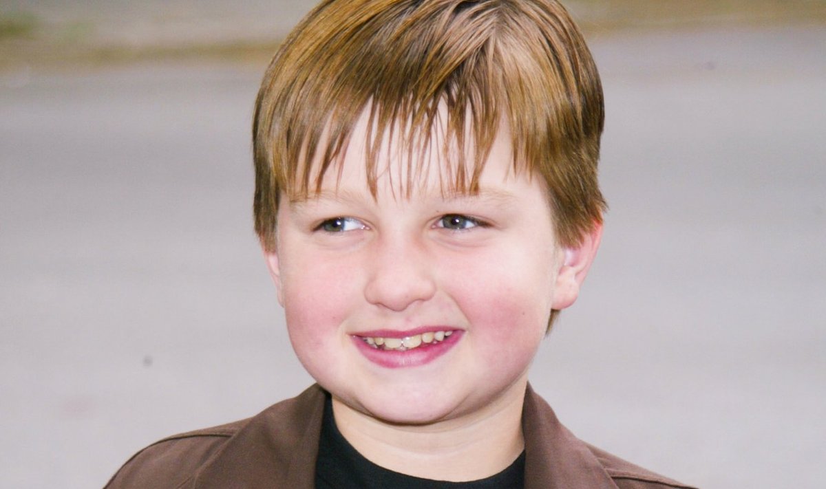 Angus T. Jones 2003. aastal.