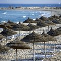 В Тунисе запретили купание в море