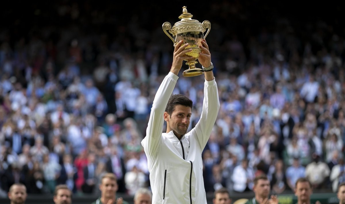 Wimbledoni tenniseturniiri meeste üksikmängu valitsev võitja Novak Djokovic
